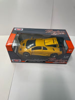 Motor Max Timeless Legends 1/18 Lamborghini Diablo GT Yellow