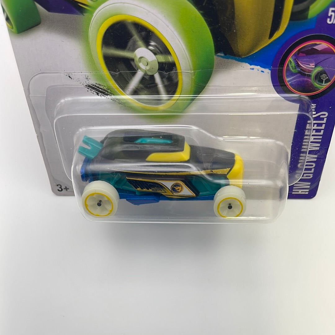 Hot Wheels 1/64 Treasure Hunt Rip Rod Black & Blue