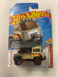 Hot Wheels 1/64 ‘57 Jeep FC Beige