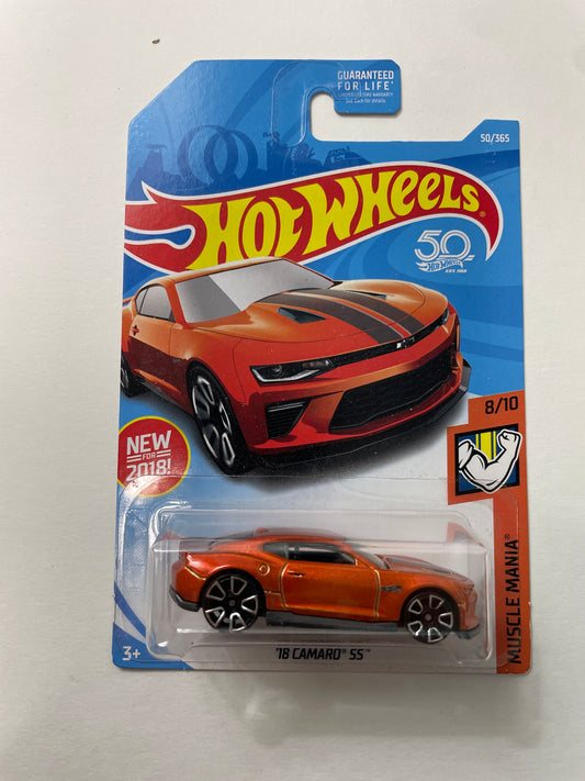 Hot Wheels 1/64 ‘18 Camaro SS Orange - Damaged Box