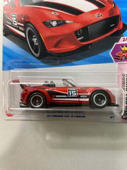 Hot Wheels 1/64 ‘15 Mazda MX-5 Miata Red