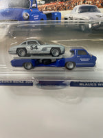 Hot Wheels 1/64 Car Culture Team Transport Mercedes-Benz 300 SL w/ ‘55 Mercedes-Benz Blaues Wunder Blue & Grey