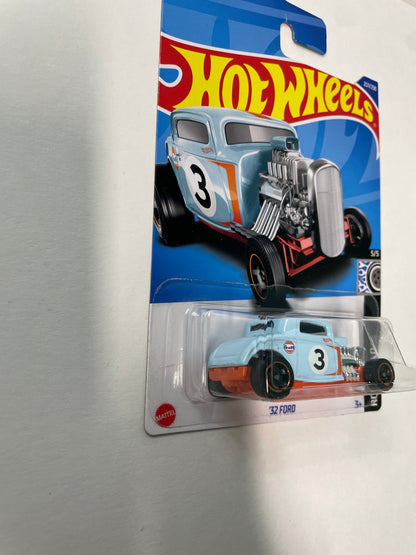 Hot Wheels 164 ‘32 Ford Gulf #3 Blue - Damaged Box