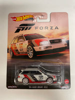 Hot Wheels  1/64  Entertainment Forza ‘94 Audi Avant RS2 White & Red - Damaged Card