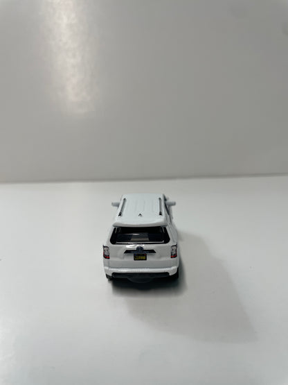 *Loose* Hot Wheels 1/64 Premium Car Culture 2 Pack 2018 Toyota 4Runner White