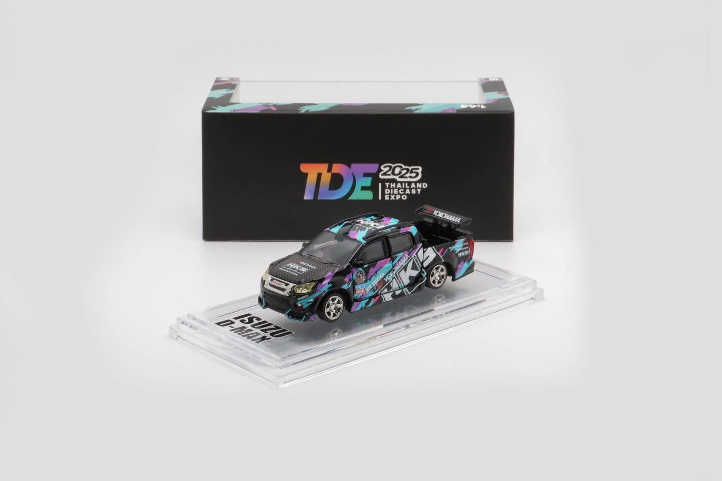 BM Creations 1/64 Isuzu D-Max 2018 Low Rider HKS Black - 2025 Thailand Diecast Expo Exclusive