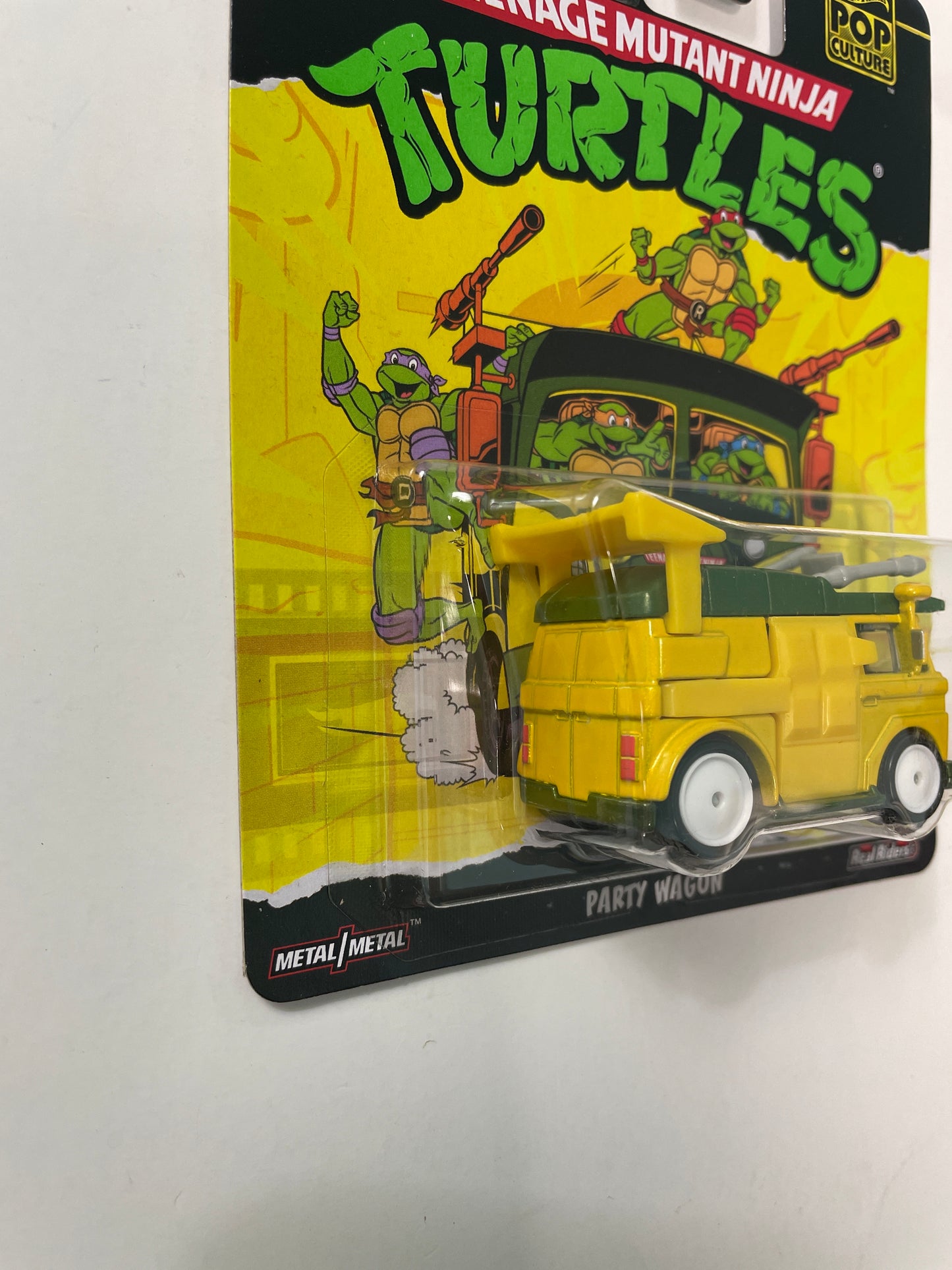 Hot Wheels 1/64 Pop Culture Teenage Mutant Ninja Turtles Party Wagon Yellow