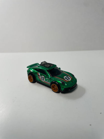 *Loose* Hot Wheels 1/64 Super Treasure Hunt Porsche 911 Rallye Dakar Green