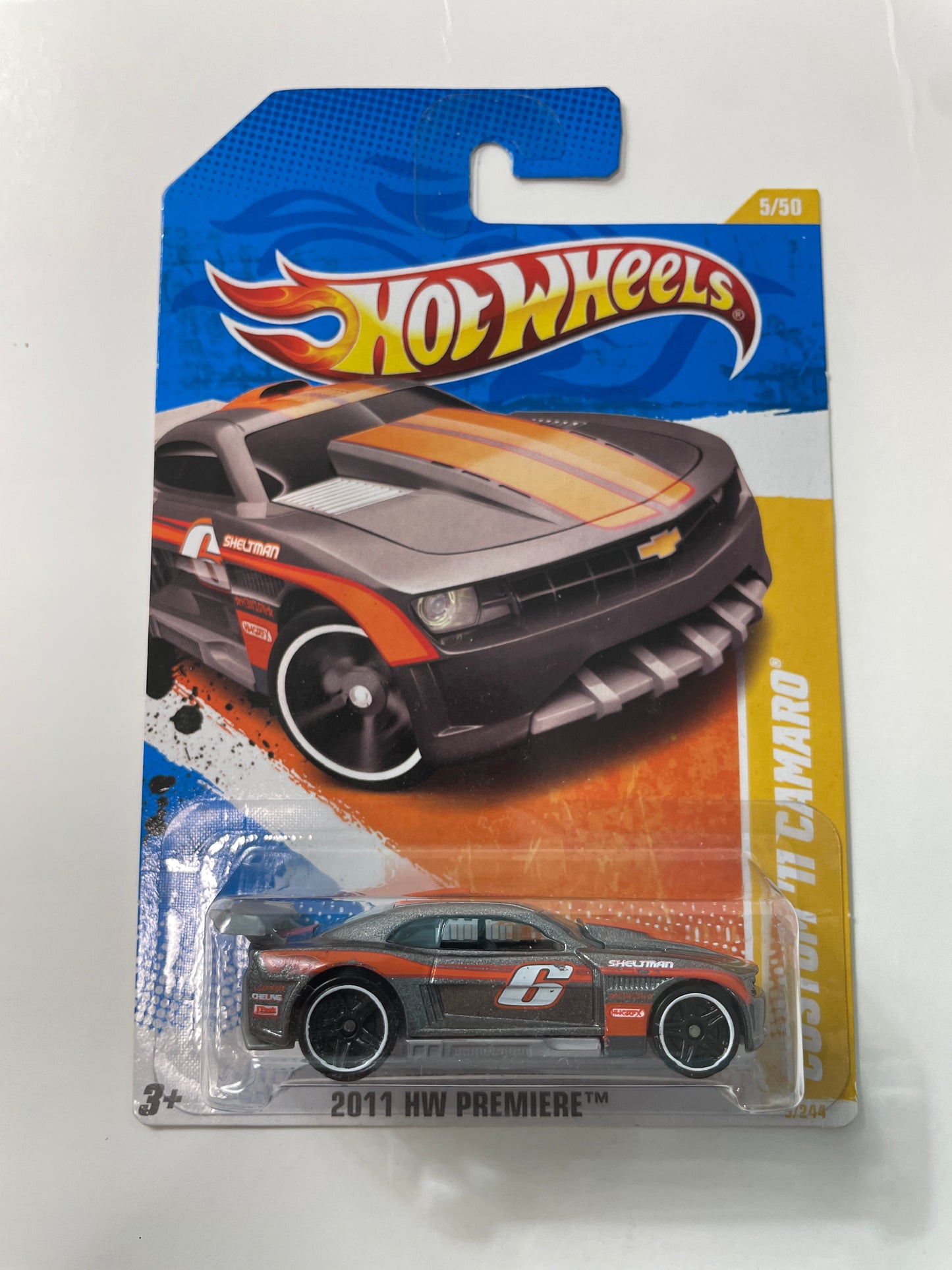 Hot Wheels 1/64 Custom ‘11 Camaro Grey