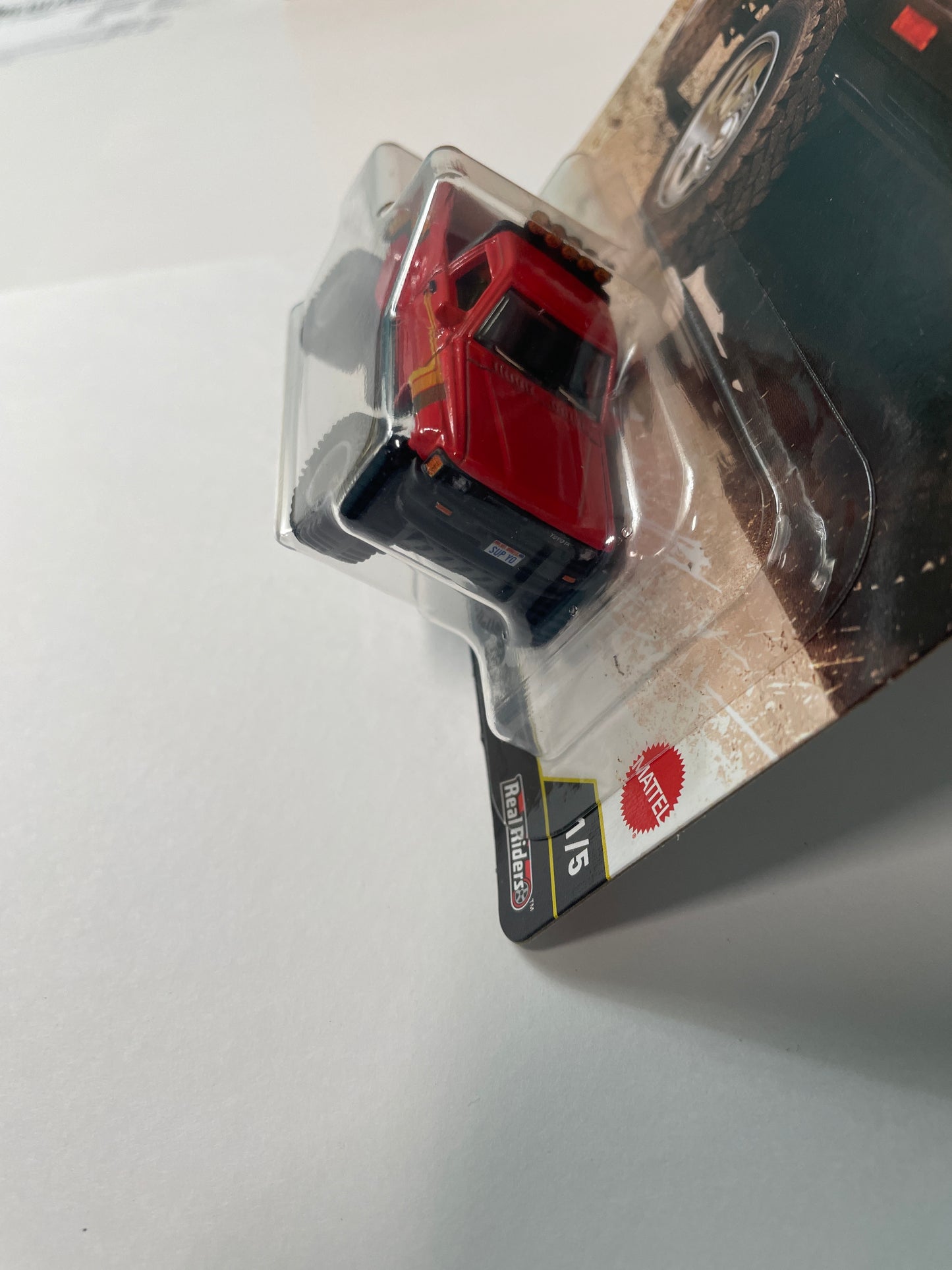 Hot Wheels 1/64 Car Culture Off-Road 2025 1987 Toyota Pickup Truck Red