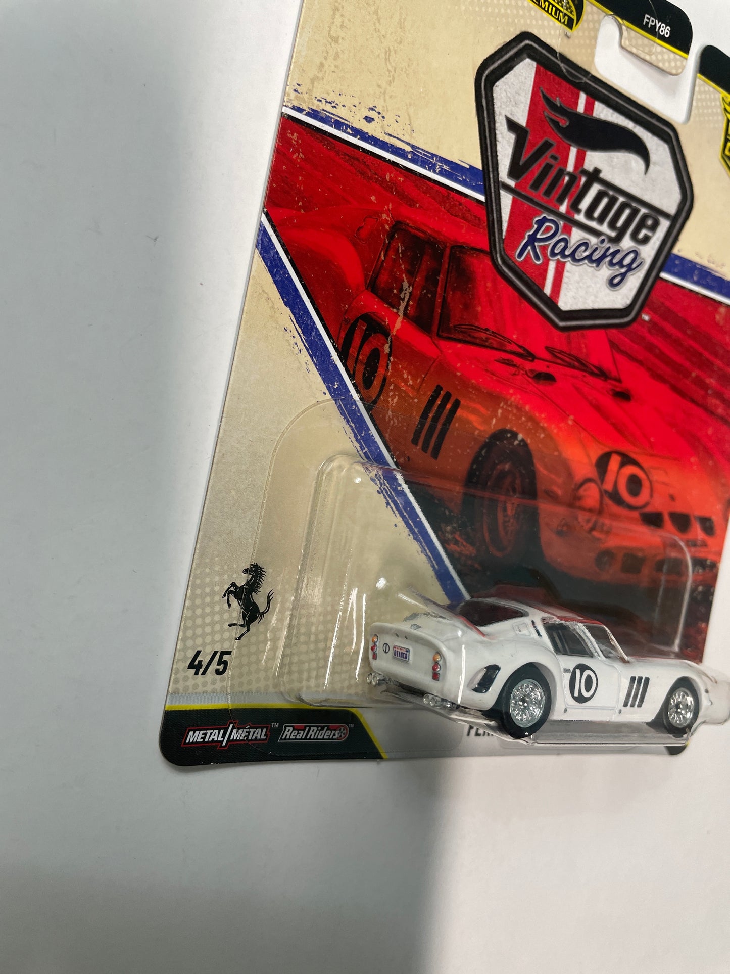 Hot Wheels 1/64 Car Culture 2026 Mix T Vintage Racing Ferrari 250 GTO White - JKF25 - Damaged Box