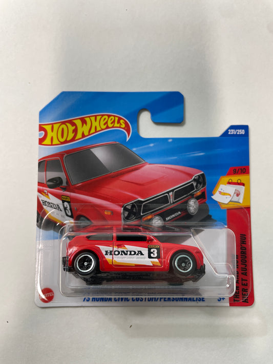 Hot Wheels 1/64 ‘73 Honda Civic Custom/Personnalisé Short Card Red