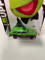 Hot Wheels 1/64 The Muppets Classic Nomad Green