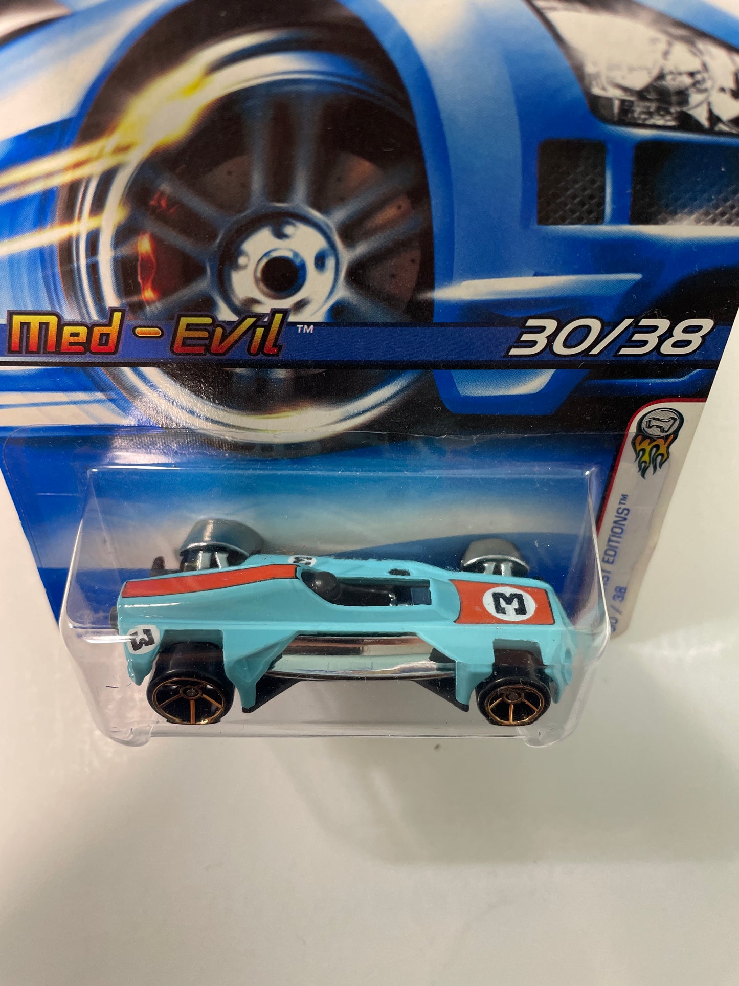 Hot Wheels 1/64 Med-Evil Blue - Damaged Box