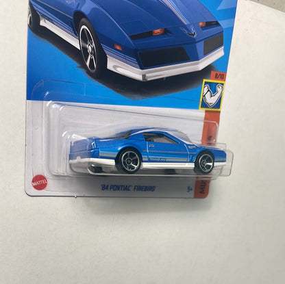 Hot Wheels 1/64 ‘84 Pontiac Firebird Blue - Damaged Box