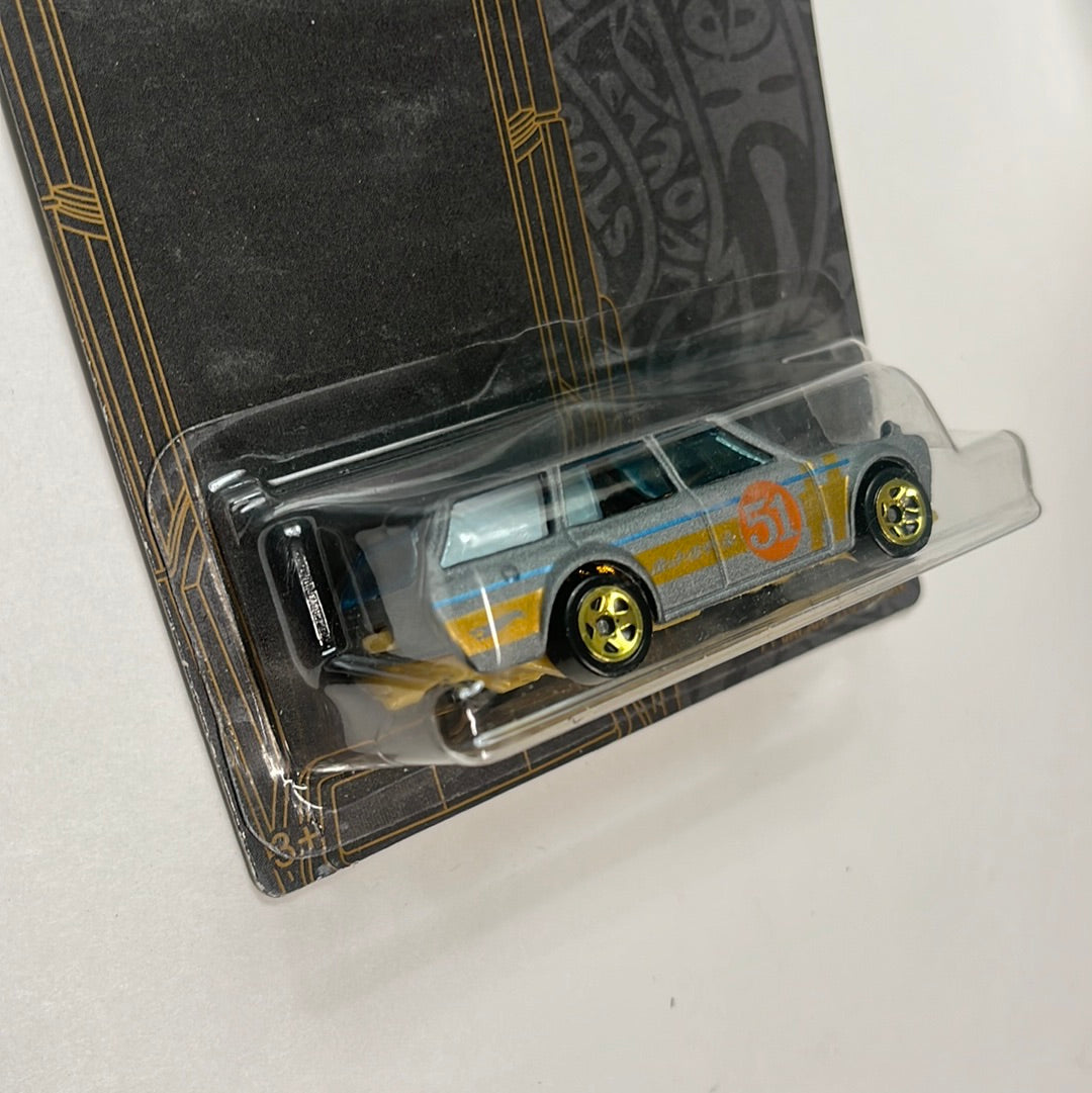 Hot Wheels ‘71 Datsun 510 Wagon Satin & Chrome - Damaged Box