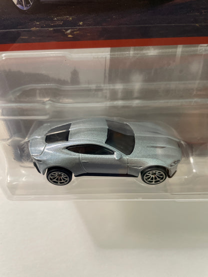 Hot Wheels 1/64 Premium Car Culture 2 Pack Spectre 007 Aston Martin DB10 Silver & Jaguar C-X75 Orange - JBL04