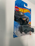 Hot Wheels 1/64 Toyota Land Cruiser 80 Grey - Damaged Card