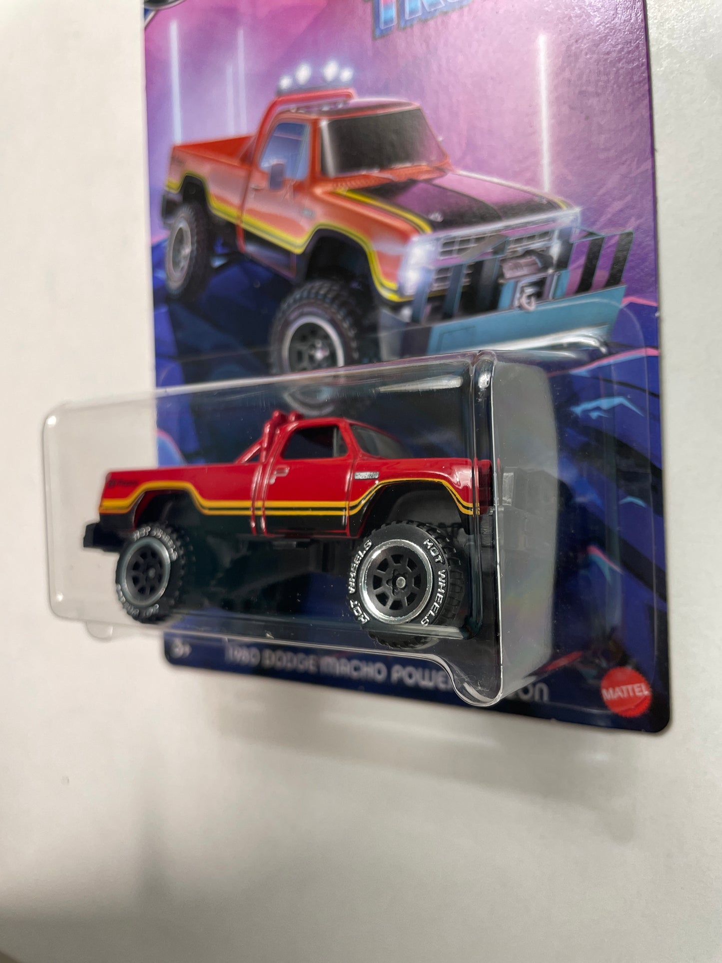 Hot Wheels 1/64 Tubular Trucks 1980 Dodge Macho Power Wagon Red & Black - Damaged Card