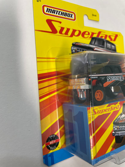 Matchbox Superfast 1/64 1968 Dodge D200 Skyjacker - GNY11