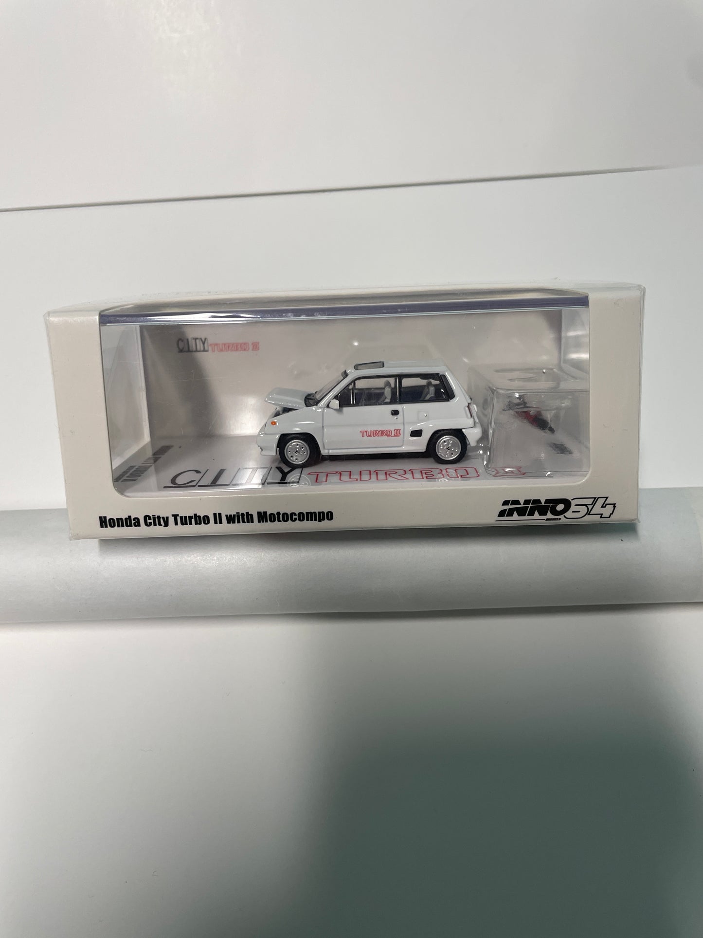 Inno64 1/64 Honda City Turbo II White w/ Red Motocompo