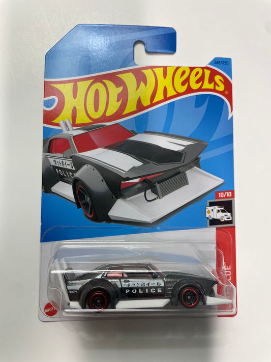 Hot Wheels 1/64 Mad Manga Police Black & White