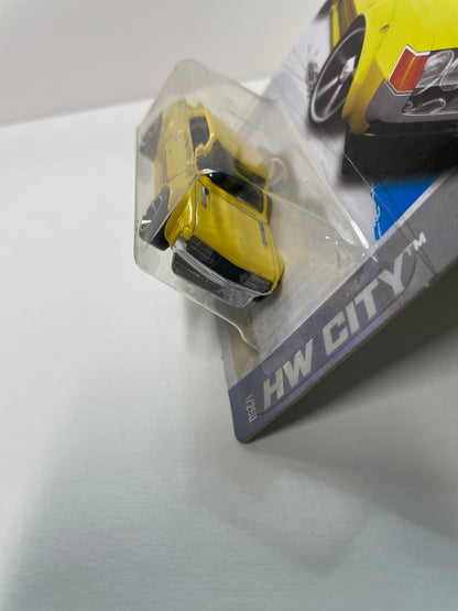 Hot Wheels 1/64 ‘70 Toyota Celica Yellow - Damaged Box