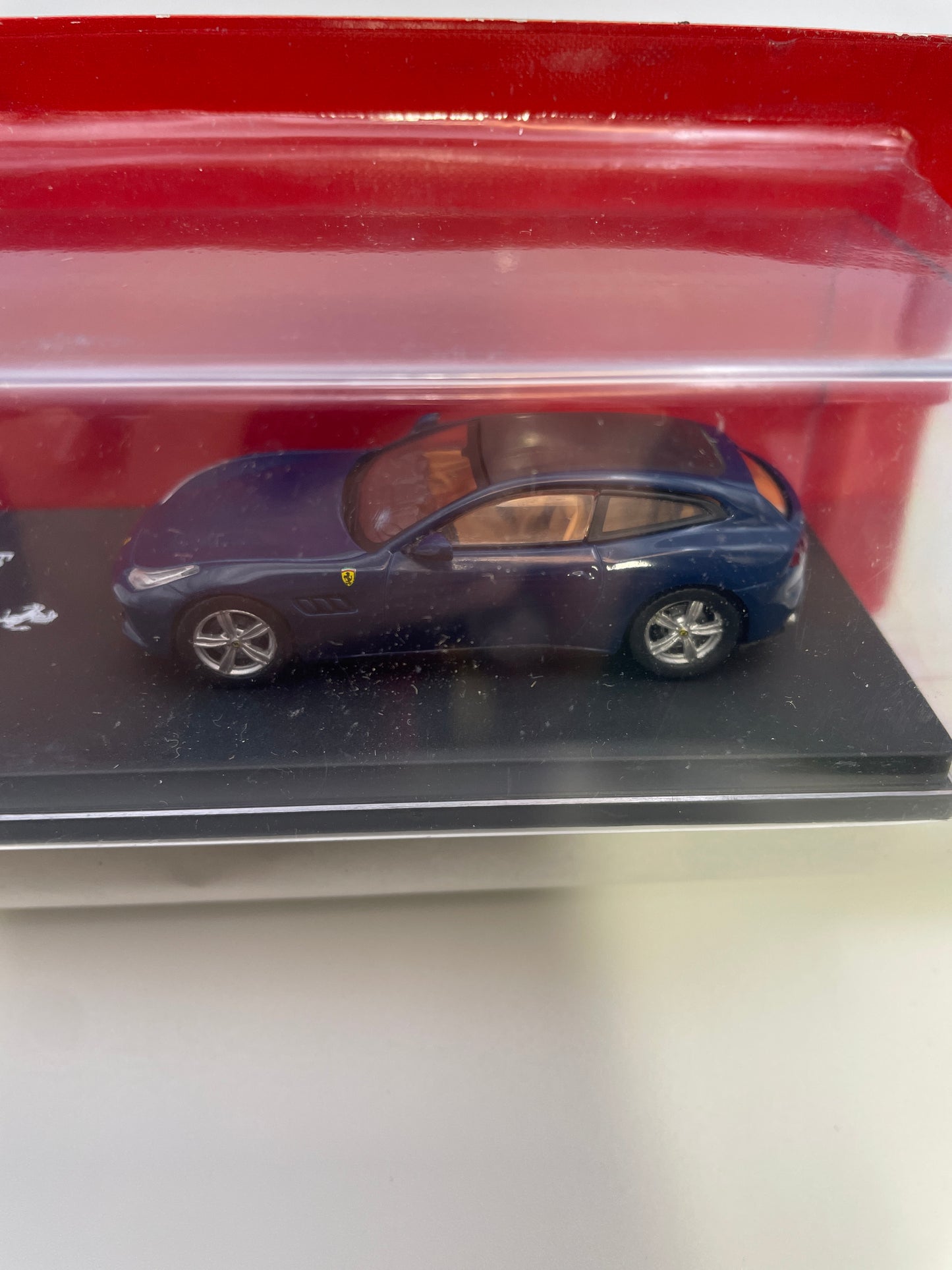 Centauria 1/64 Ferrari GTC4 Lusso 2016 Blue