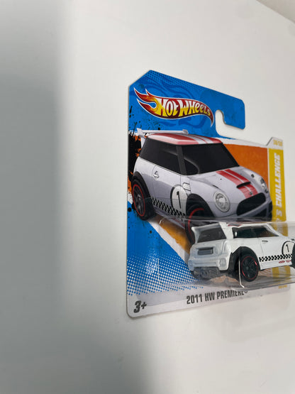 Hot Wheels 1/64 Mini Cooper S Challenge Short Card White