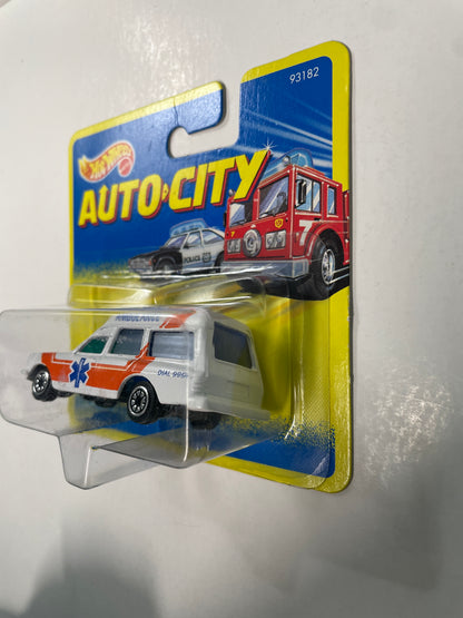 Hot Wheels 1/64 Auto City Mercedes-Benz 220D Ambulance White - Damaged Box