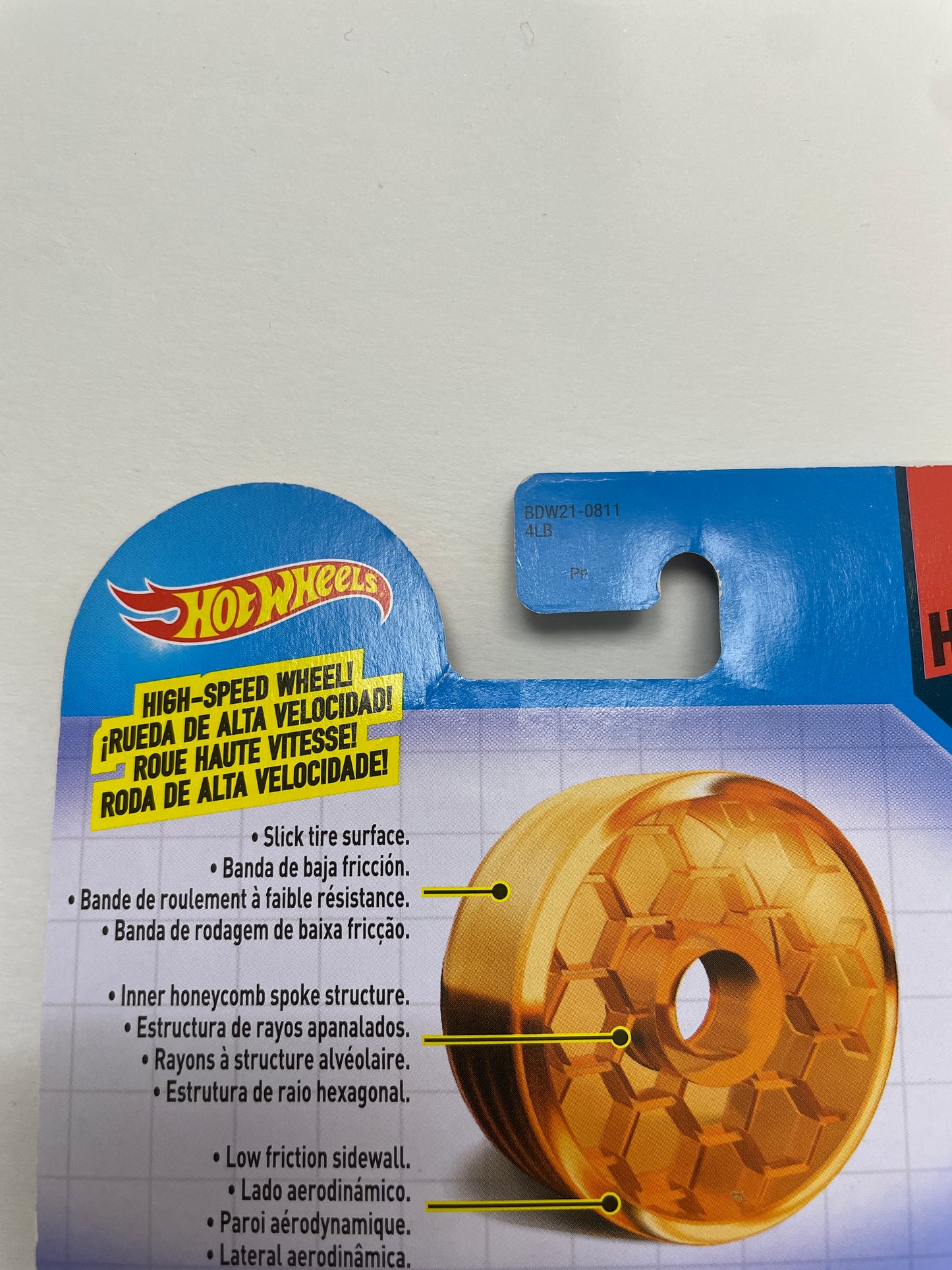 Hot Wheels 1/64 High Speed Wheels Track Stars Jet Threat 3.0 Yellow & Blue BDW21 - Damaged Box