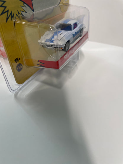 Greenlight 1/64 Hobby Exclusive Joie Chitwood's Thrill Show 1966 Chevrolet Corvette White & Blue