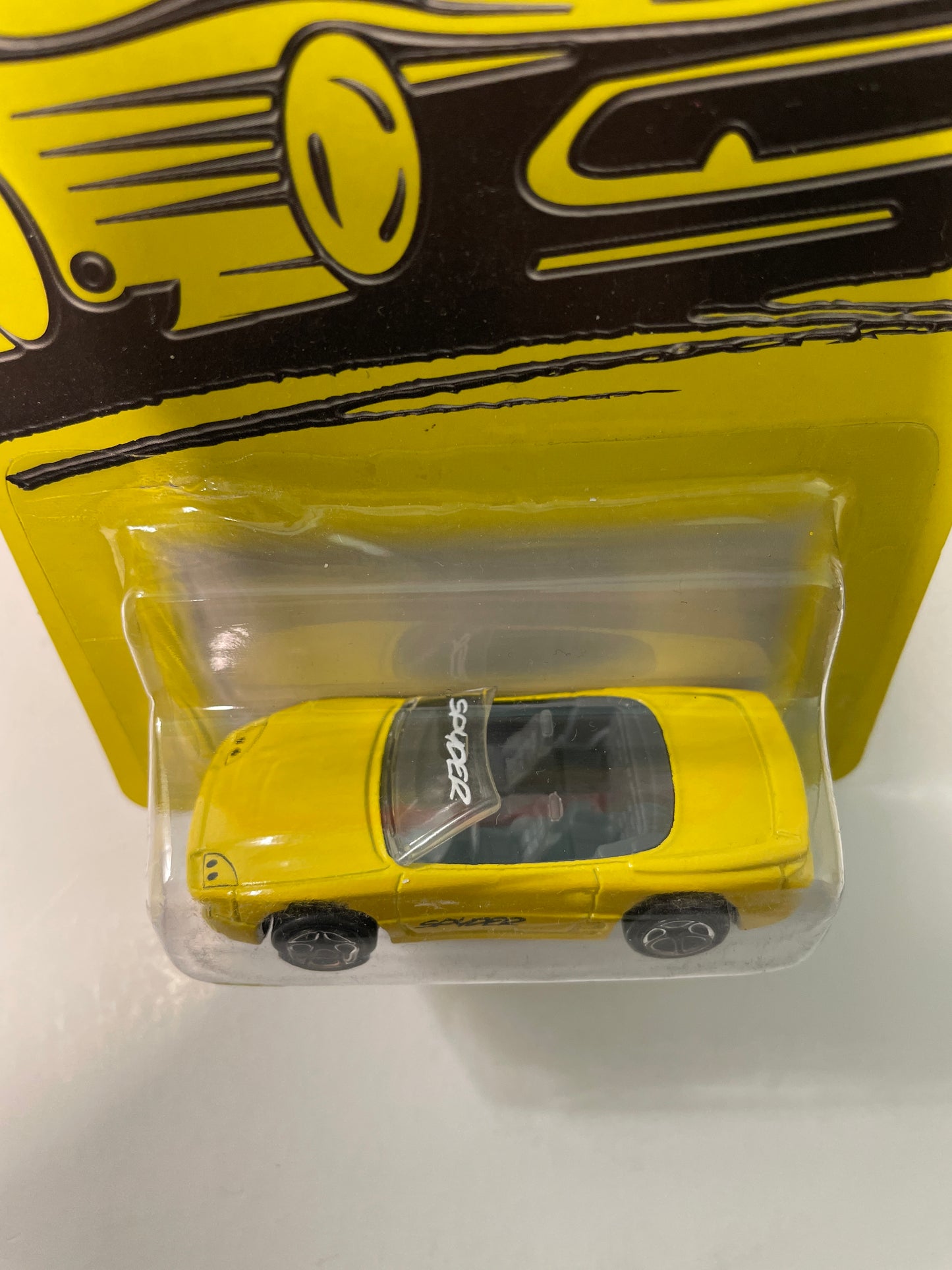 Matchbox 1/64 SuperFast Mitsubishi Spyder Yellow - Damaged Box