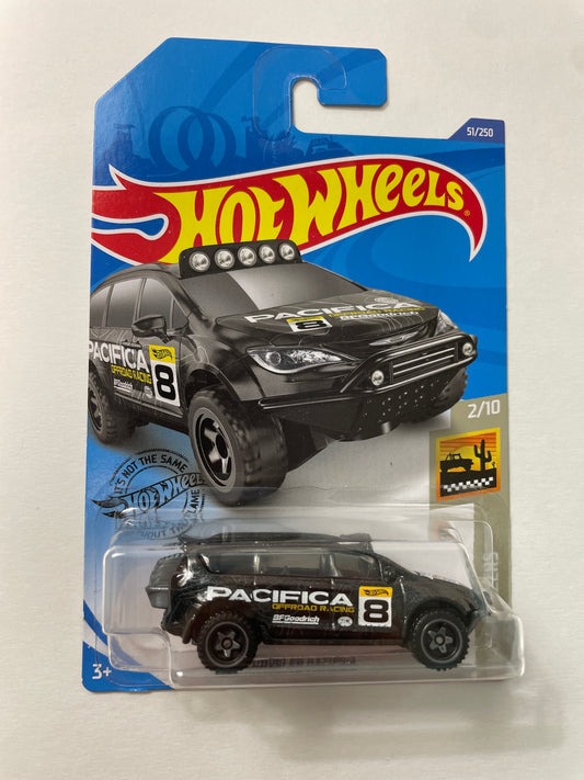 Hot Wheels 1/64 Chrysler Pacifica Black - Damaged Box