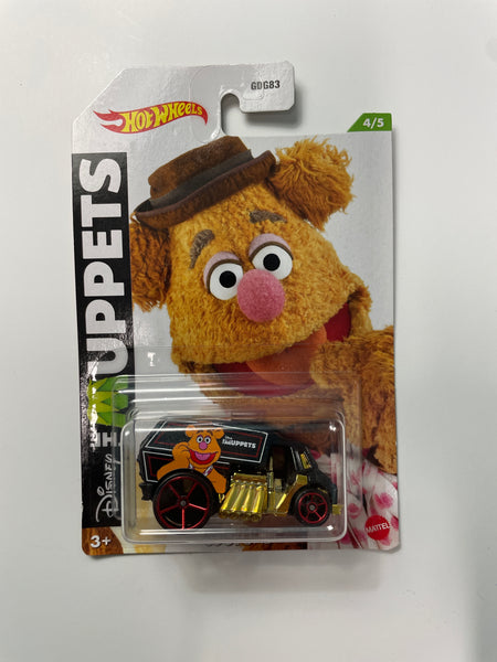 Hot Wheels 1/64 The Muppets Cool-One Black