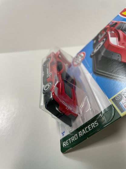 Hot Wheels 1/64 GT-Scorcher Red - Damaged Box