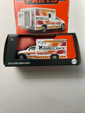 Matchbox 1/64 Moving Parts 2016 Ram Ambulance White