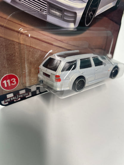 Hot Wheels 1/64 Boulevard Mix Z Mercedes-Benz E 36 AMG White