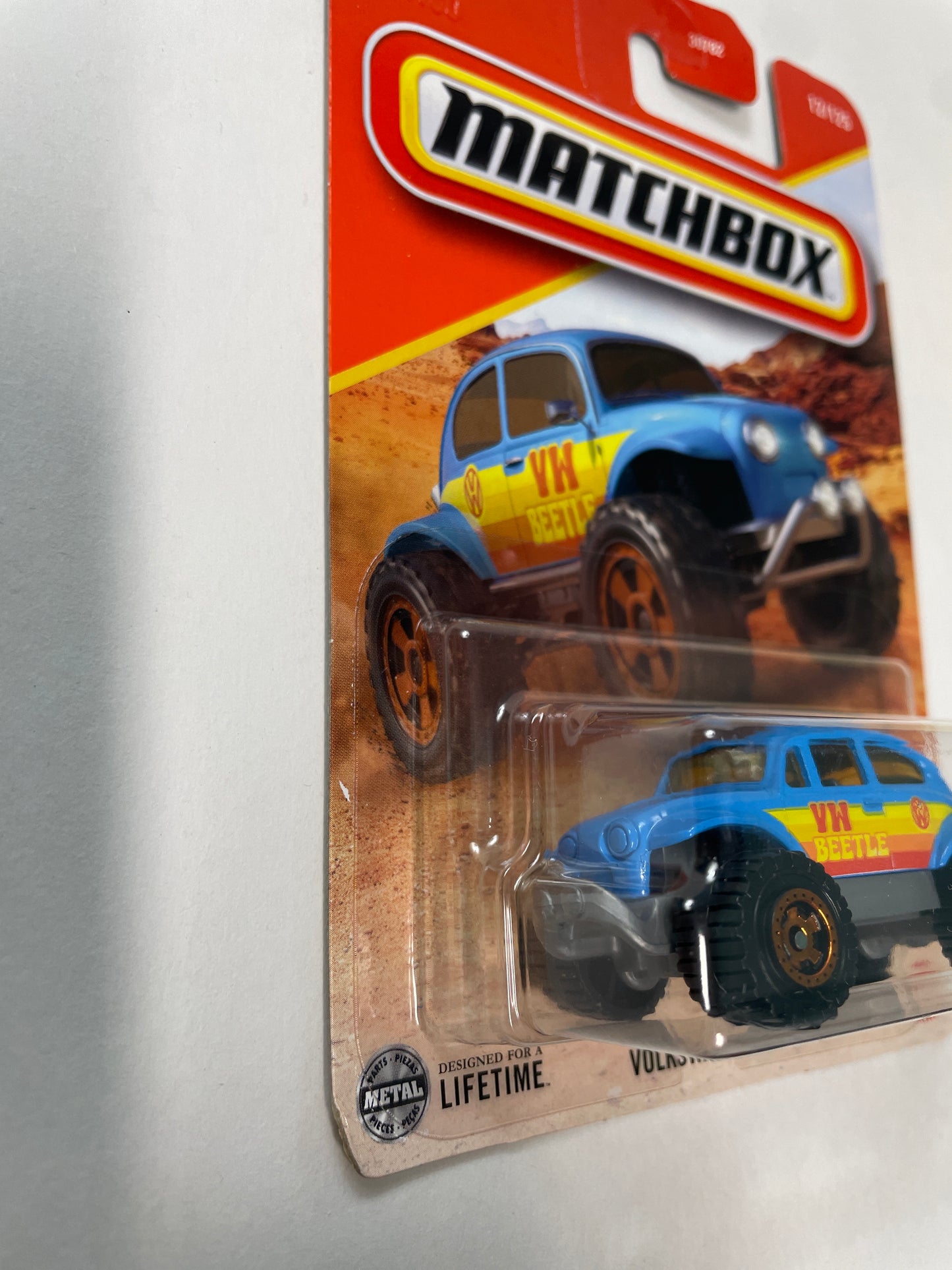 Matchbox 1/64 Volkswagen Beetle 4x4 Blue - Damaged Box