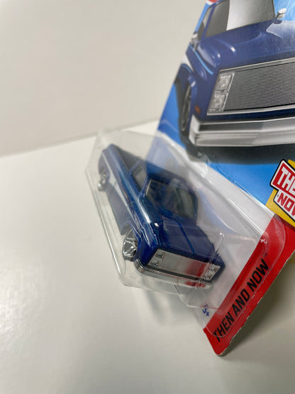 Hot Wheels 1/64 '83 Chevy Silverado Blue - Damaged Box
