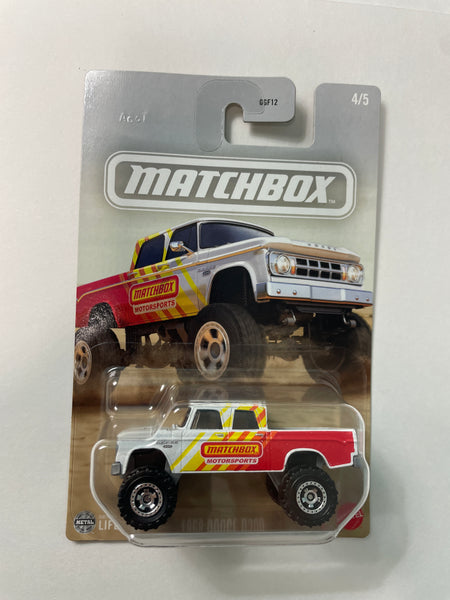 Matchbox 1/64 1968 Dodge D200 White