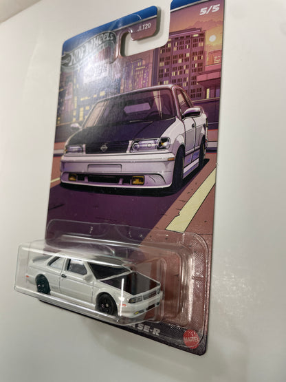 Hot Wheels 1/64 Silver Series Compact Kings '91 Nissan Sentra SE-R White - JKX60
