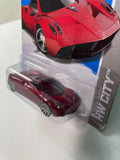 Hot Wheels 1/64 Pagani Huayra Red - Damaged Card