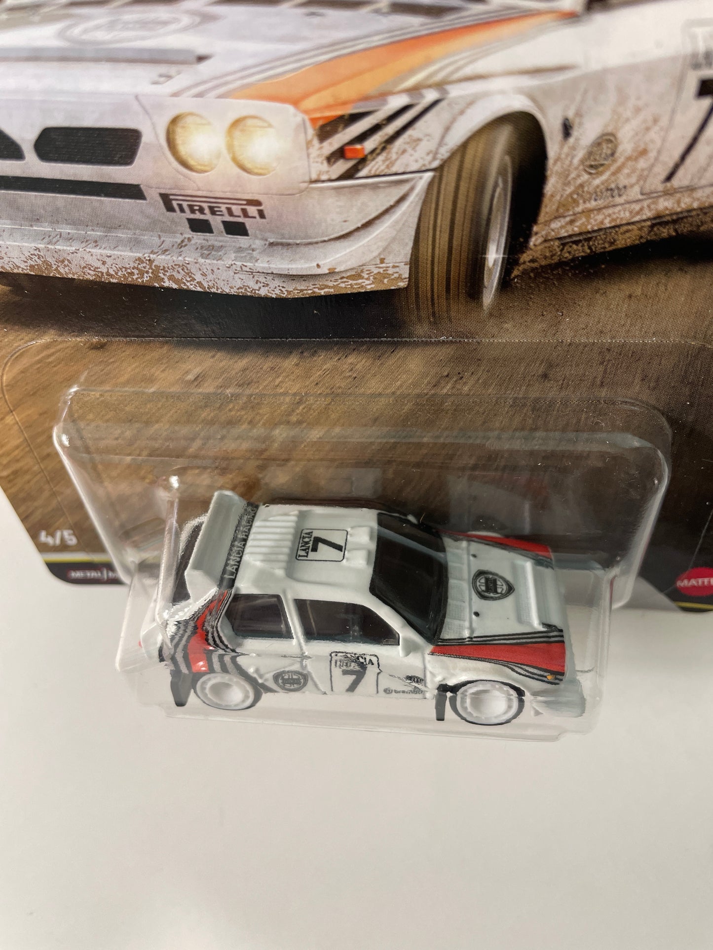 Hot Wheels 1/64 Car Culture Thrill Climbers Lancia Delta S4 White - JKF01