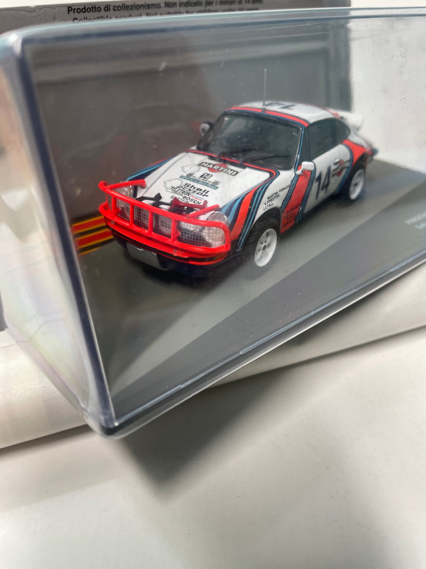 Altaya 1/43 Porsche 911 SC 1978 Safari Rally #14 White & Red
