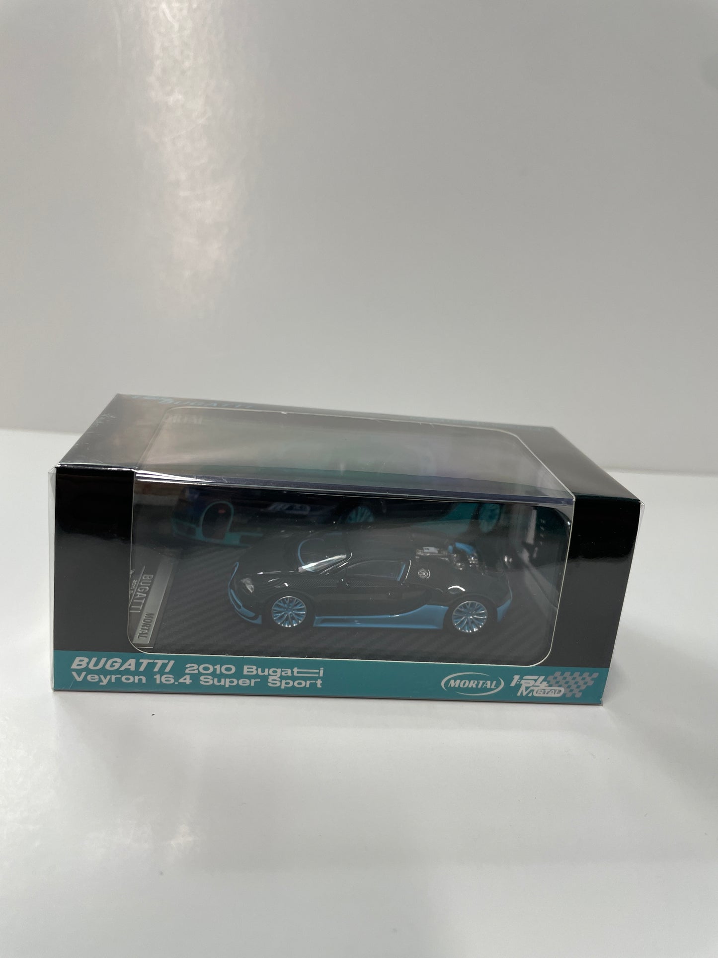 Mortal Model 1/64 2010 Bugatti Veyron 16.4 Super Sport Black & Blue