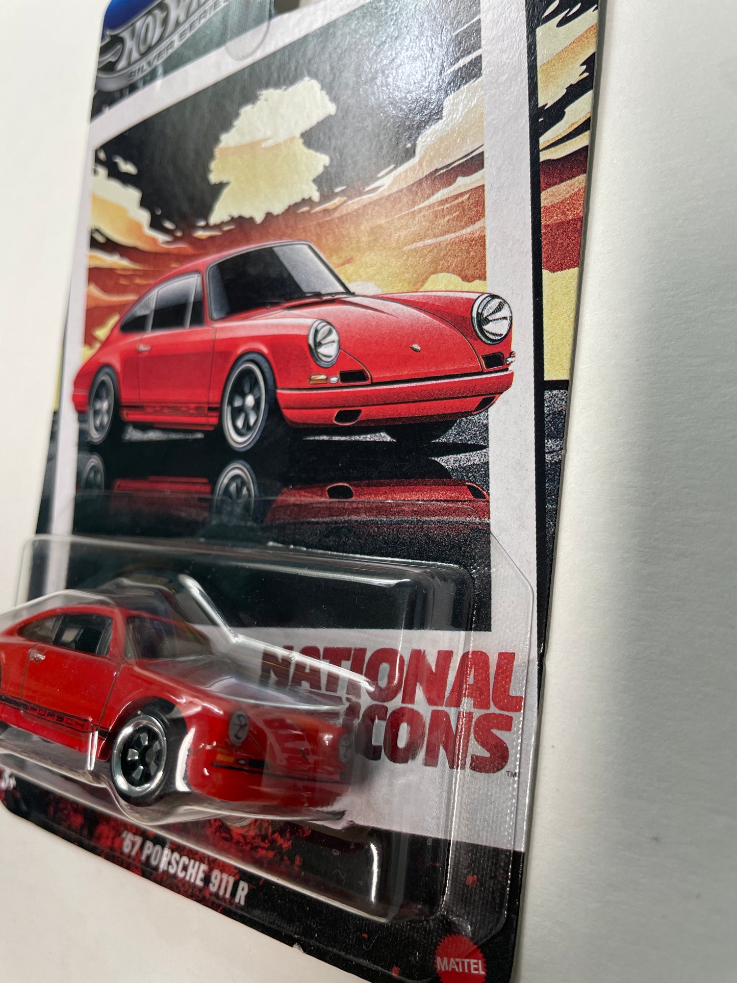 Hot Wheels 1/64 Silver Series ‘67 Porsche 911 R Red - Damaged Box
