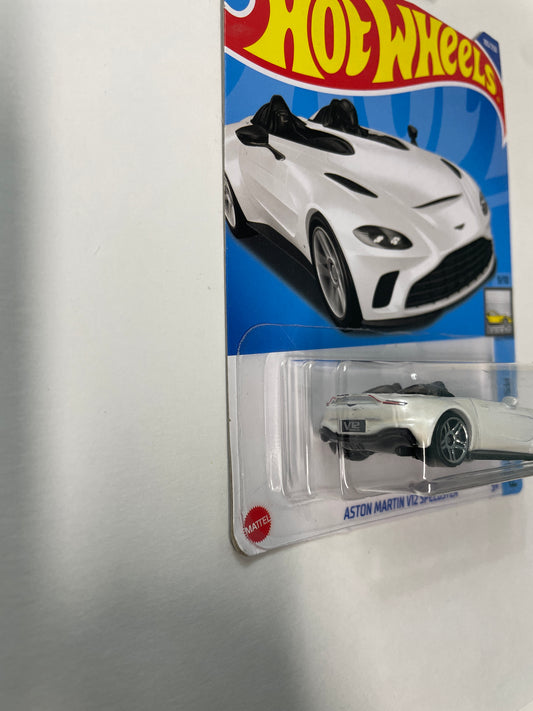 Hot Wheels 1/64 Aston Martin V12 Speedster White - Damaged Box