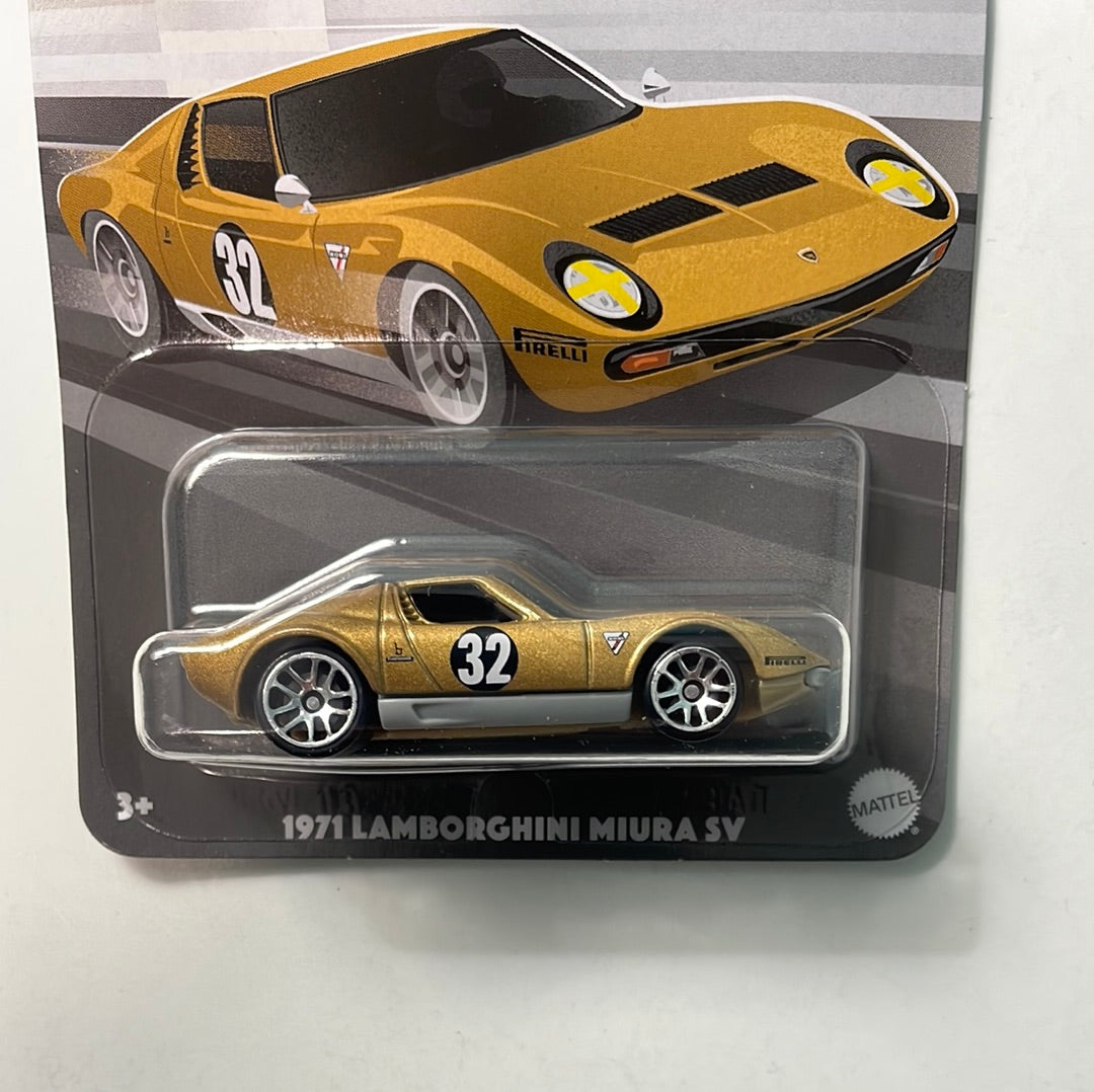 Hot Wheels 1/64 Vintage Racing Club 1971 Lamborghini Miura SV Gold