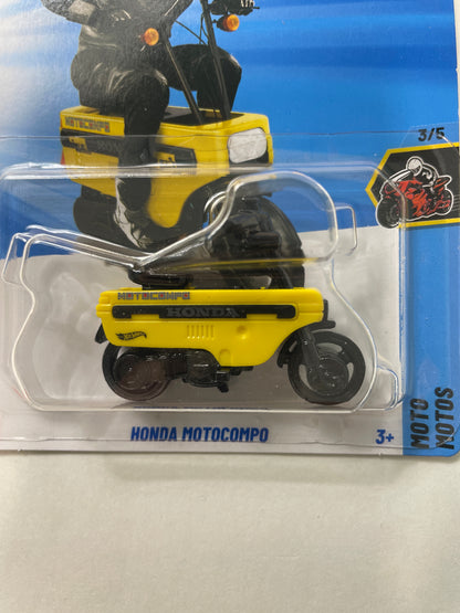 Hot Wheels 1/64 Honda Motocompo Yellow